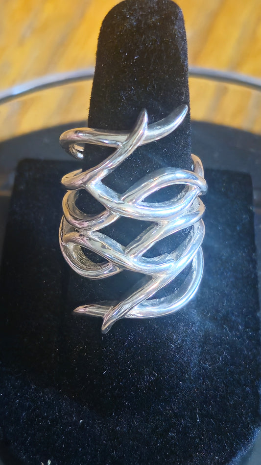 Loves Entanglement